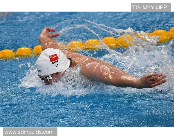 蝶泳技巧全面解析 提升速度与技巧的训练方法与心得 蝶泳技巧全面解析 提升速度与技巧的训练方法与心得