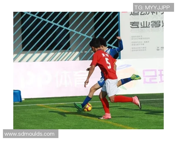 全国锦标赛回顾：杭州足球队展现出色节奏与团队配合能力