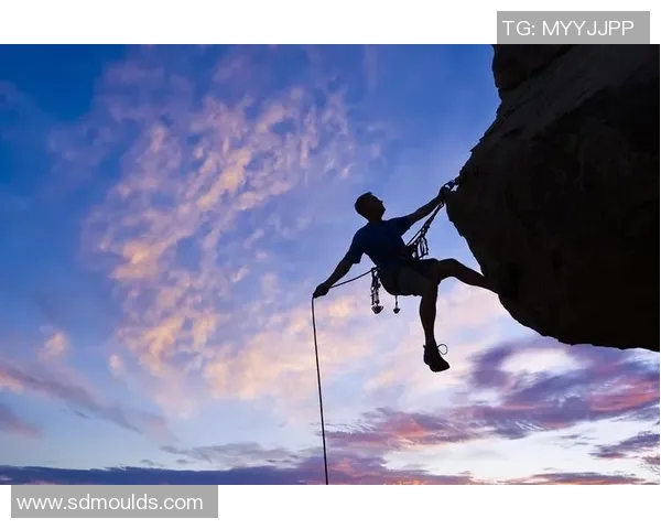 攀岩精神：探索成都攀岩队员的心理素质与挑战应对策略